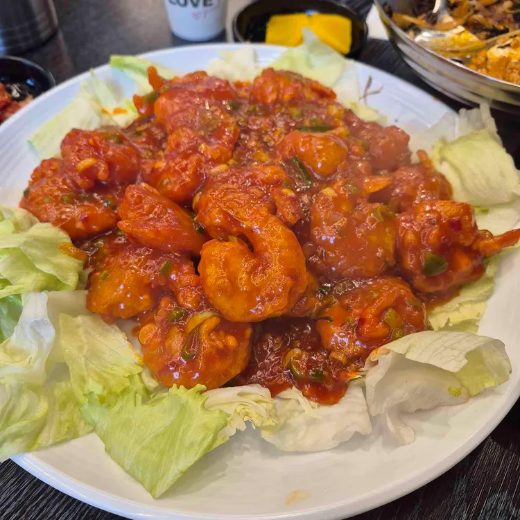 진웨이성&진향 대표 사진
