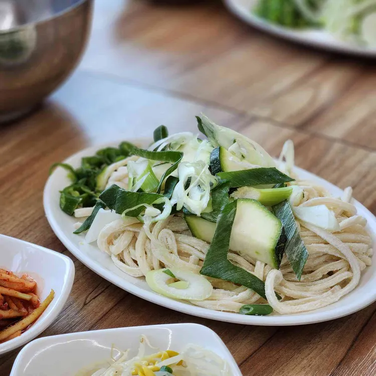 해물몽땅칼국수 사진 2