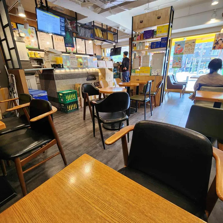 메가커피 대표 사진