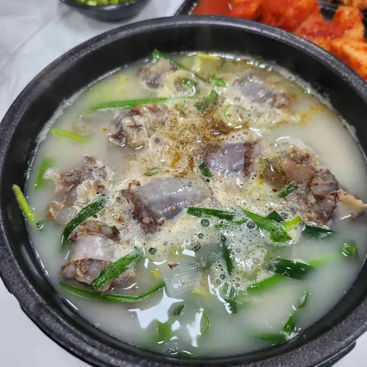 삼거리순대국밥 사진 1
