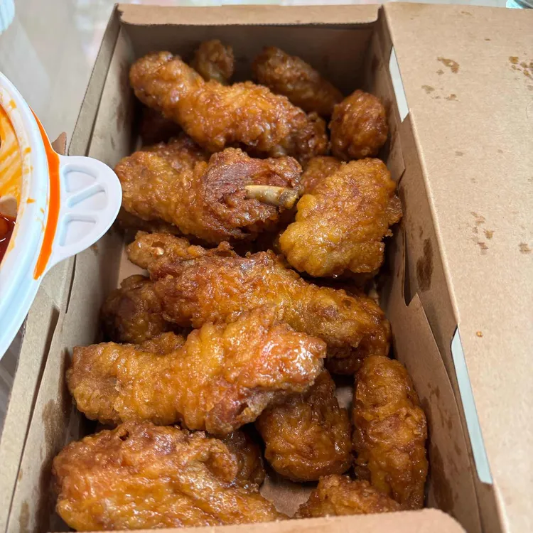 교촌치킨 사진 2