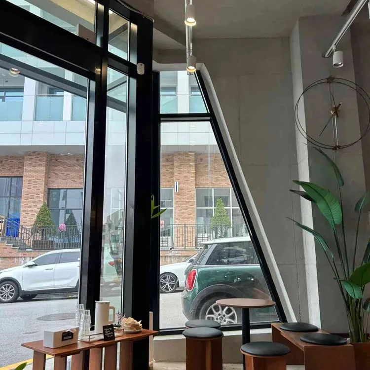 커피인류 대표 사진