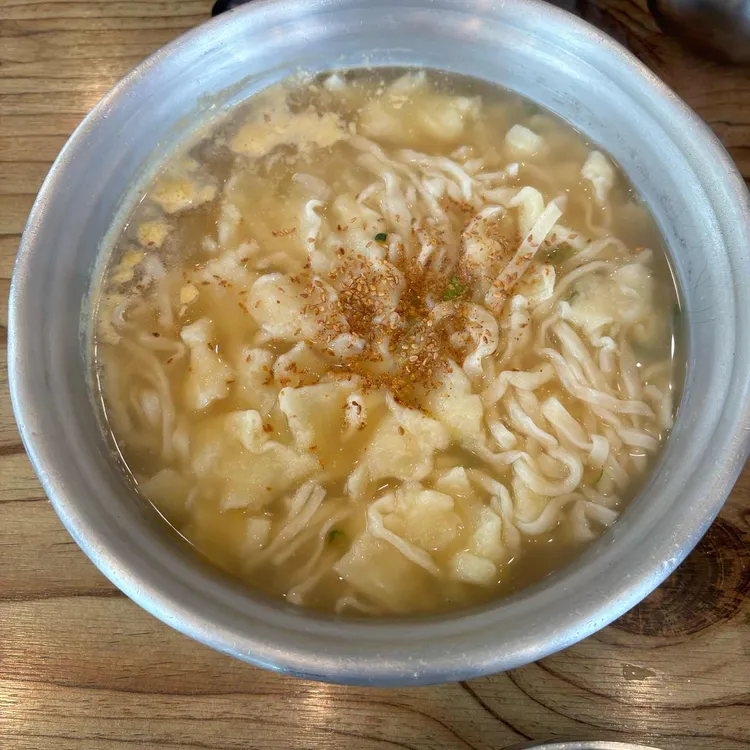 할머니손칼국수 대표 사진