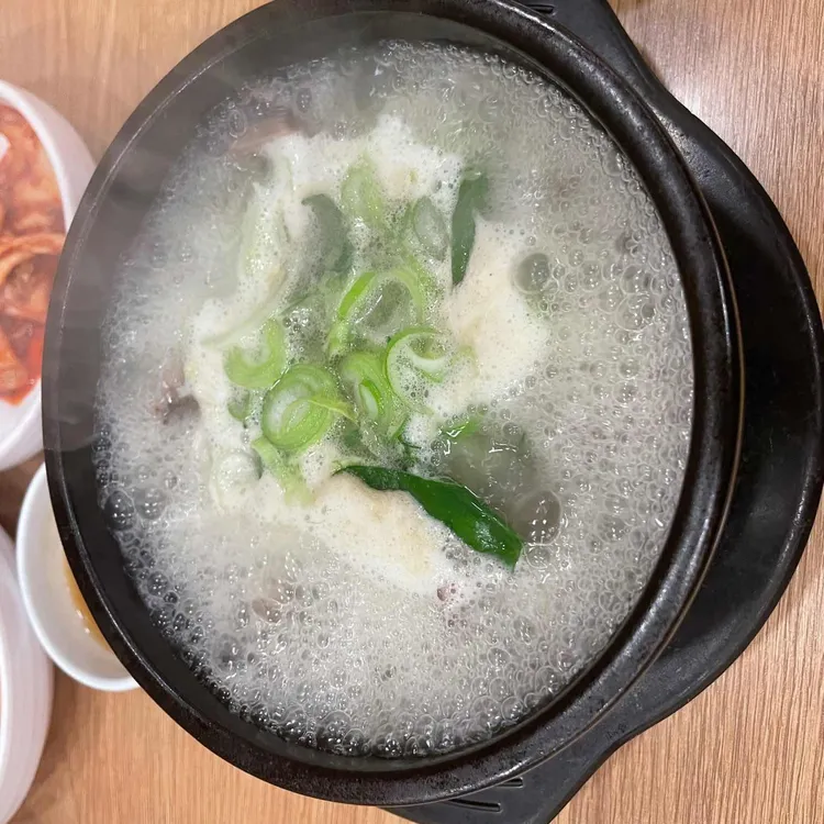 평남옥 대표 사진