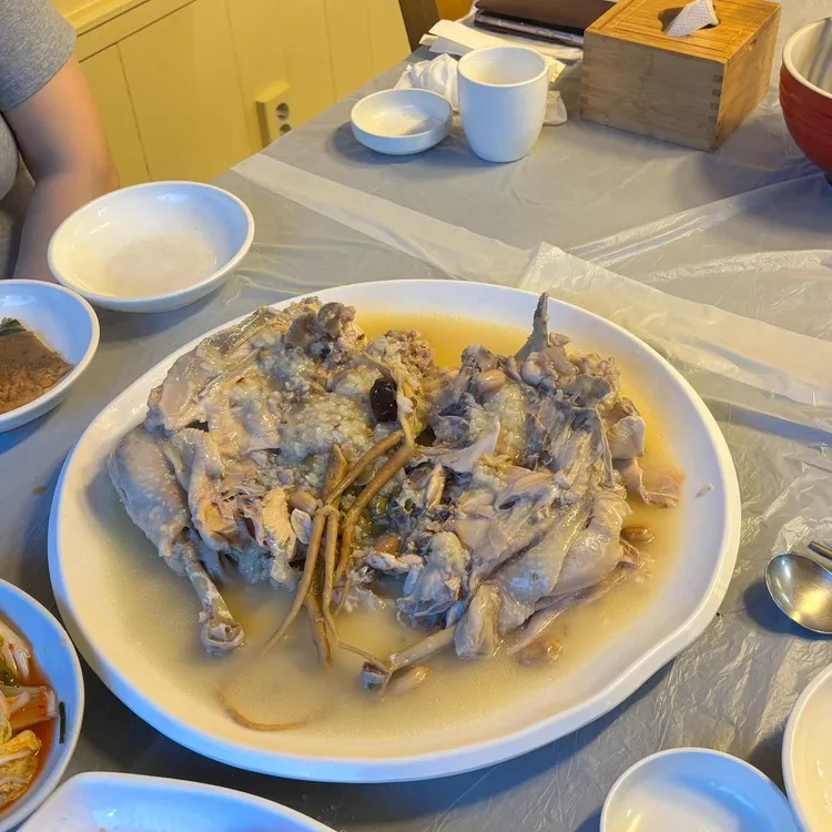 숲속의 옹달샘 대표 사진
