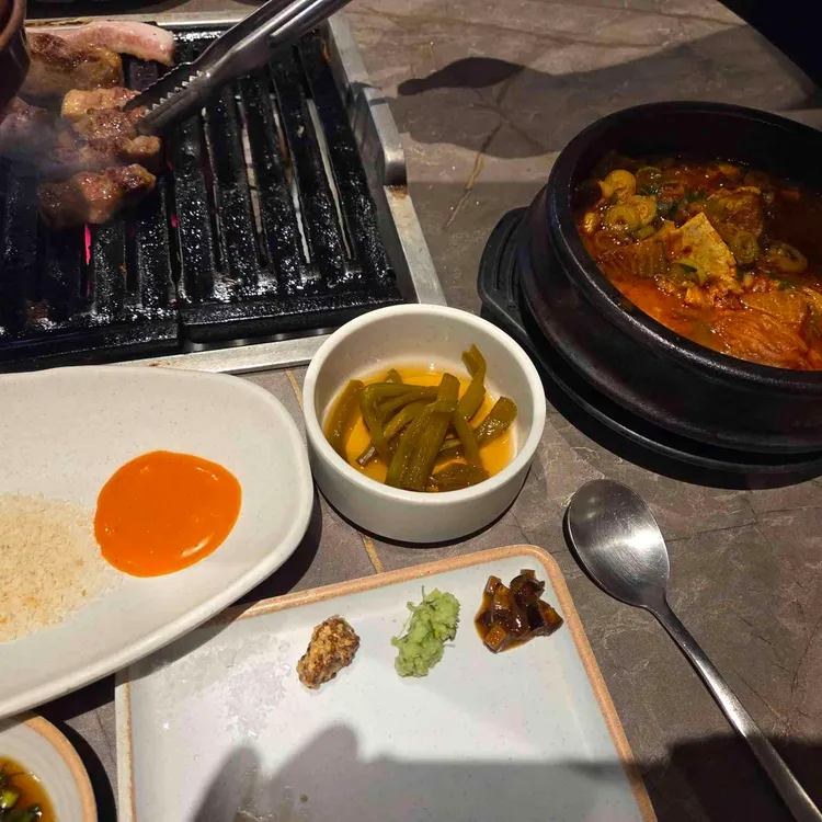 학돈 대표 사진