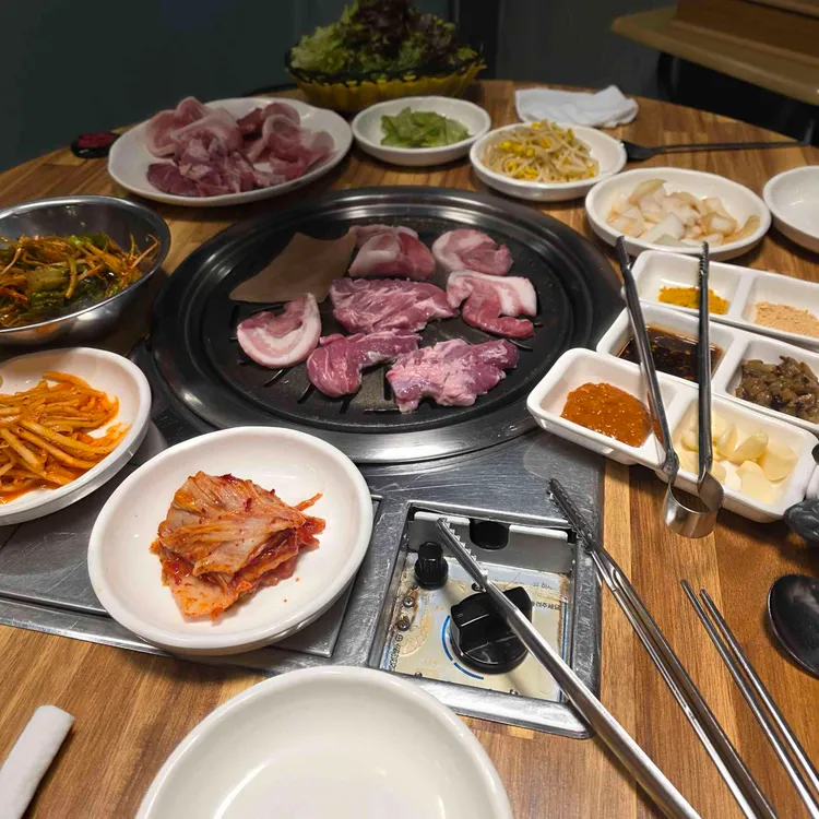 구이구이뒷고기 사진 1