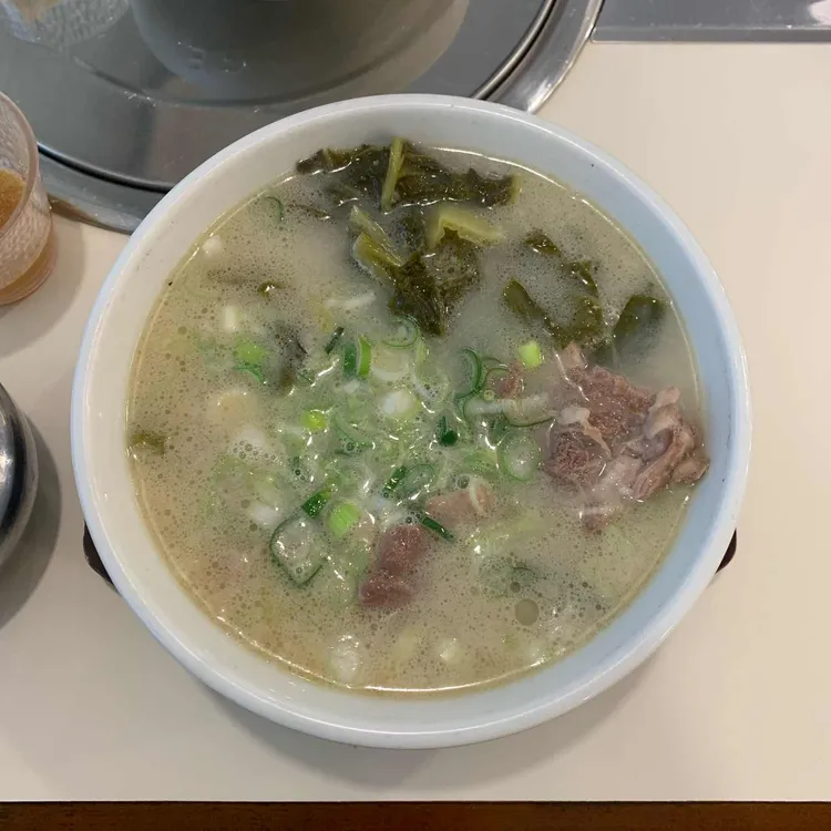 삼삼뼈국 대표 사진