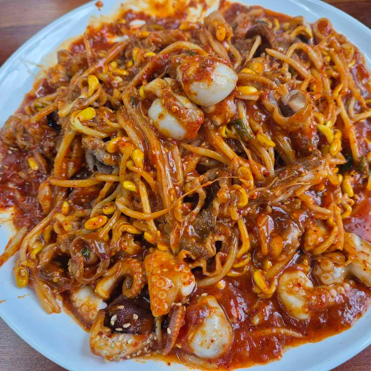 차돌품은쭈꾸미 대표 사진