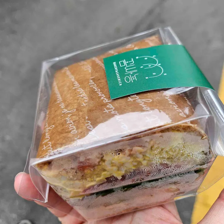 꼼빠뇽베이커리 사진 1
