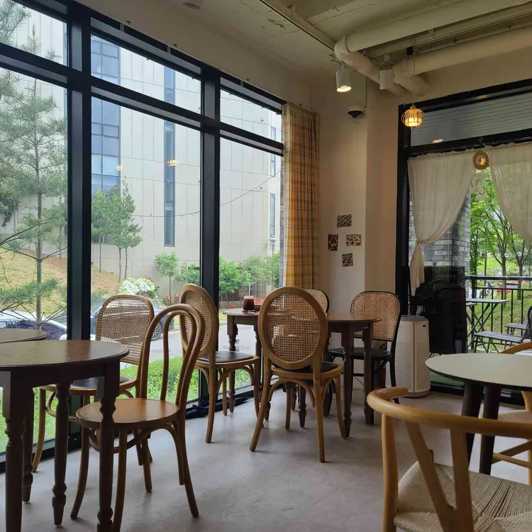 핏어팻 대표 사진