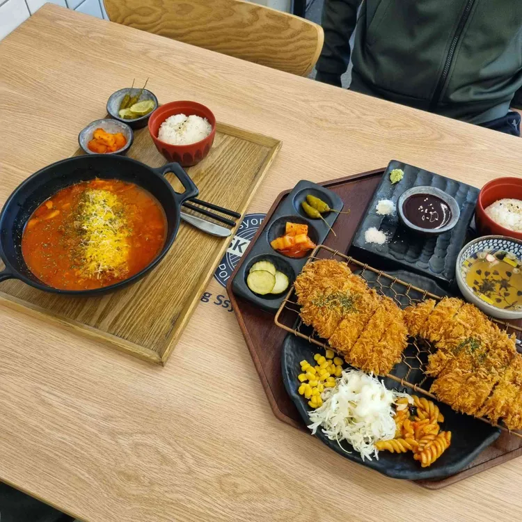 쑝쑝돈까스 대표 사진
