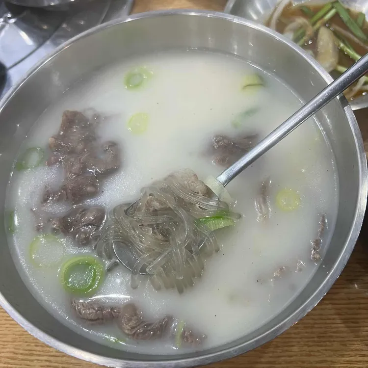 돈.수육국밥 대표 사진