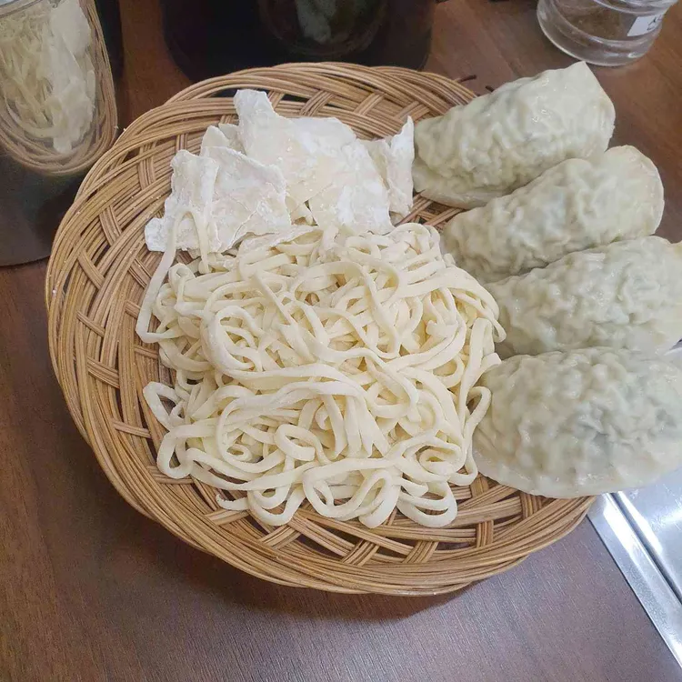 깃발집국수전골 사진 1