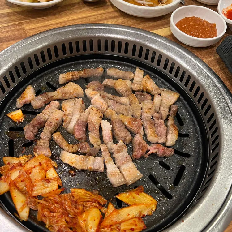 제주생고기촌돌솥밥 - 괴정 삼겹살, 오겹살 맛집 | 다이닝코드, 빅데이터 맛집검색