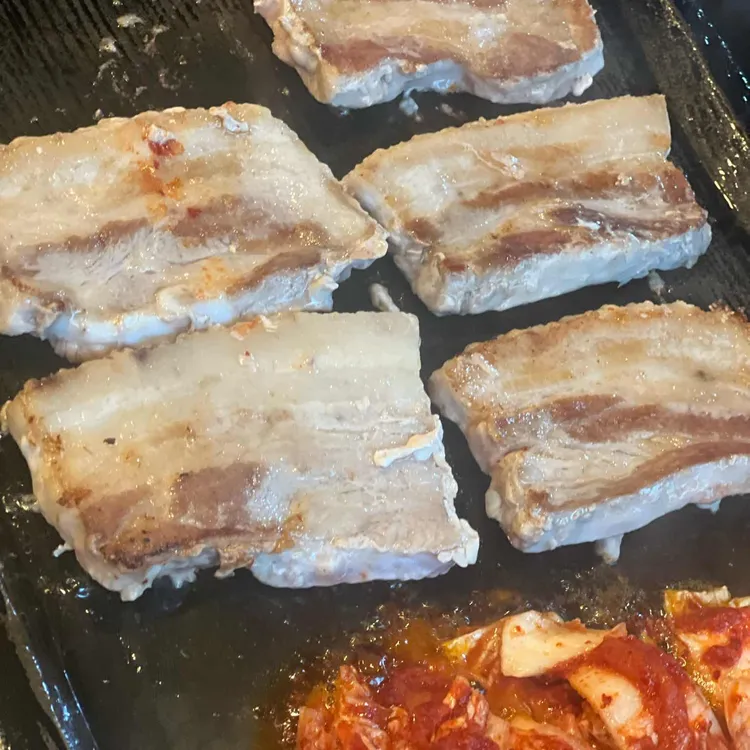신김치생삼겹살 사진 1