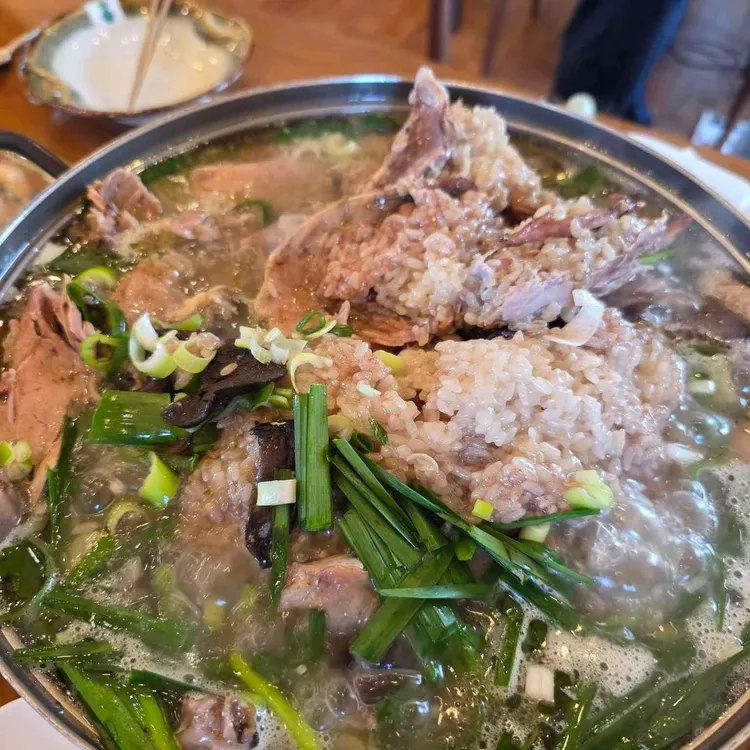 샤브락 대표 사진