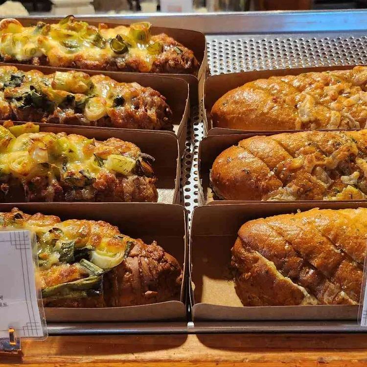 제주 대정 미쁜제과 베이커리카페 - AI 딩코의 맛집 공략