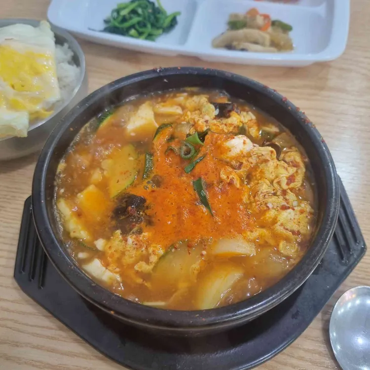 이가우동 신짬뽕 대표 사진