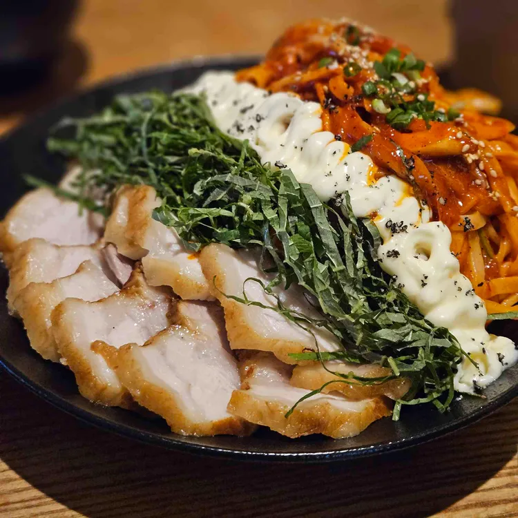 더기와 대표 사진