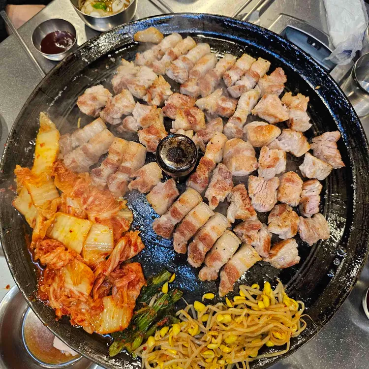 목구멍 대표 사진