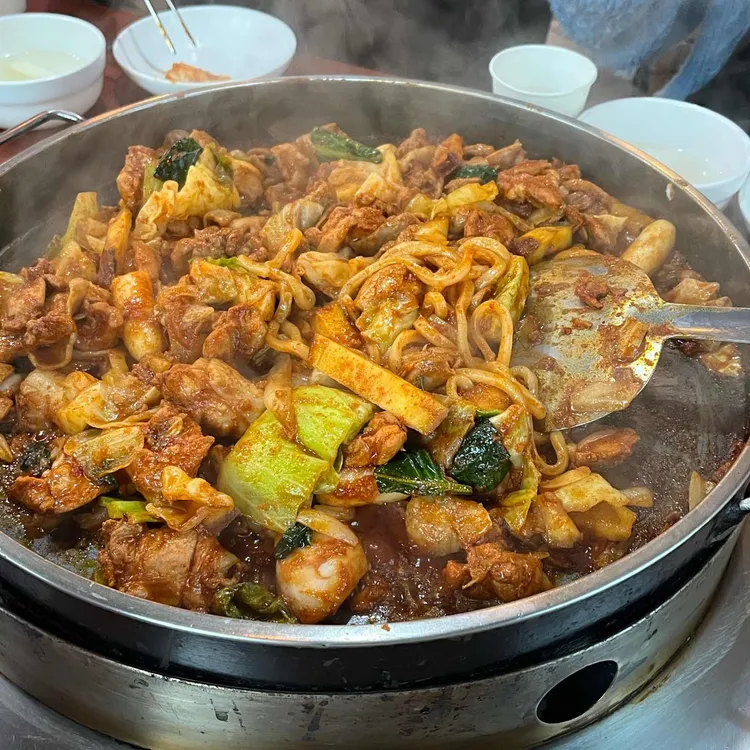 청평호반닭갈비막국수 사진