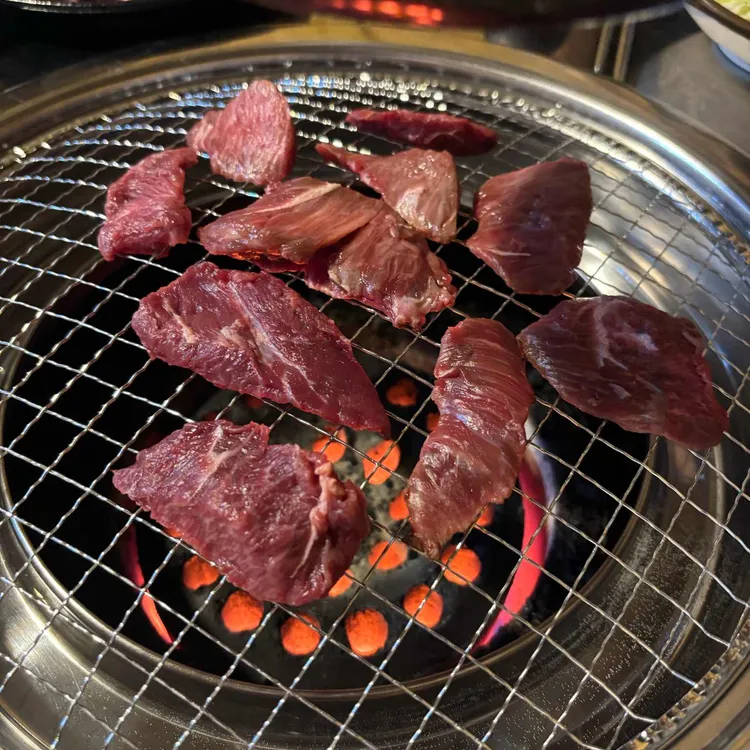 뭉탱이연탄구이 대표 사진