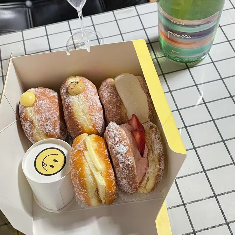 카페노티드 대표 사진