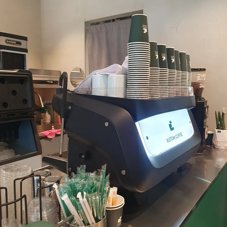 커스텀커피 대표 사진