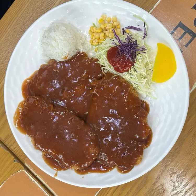 피터팬돈까스 대표 사진