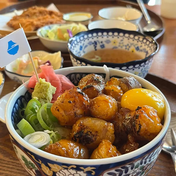 치히로 대표 사진