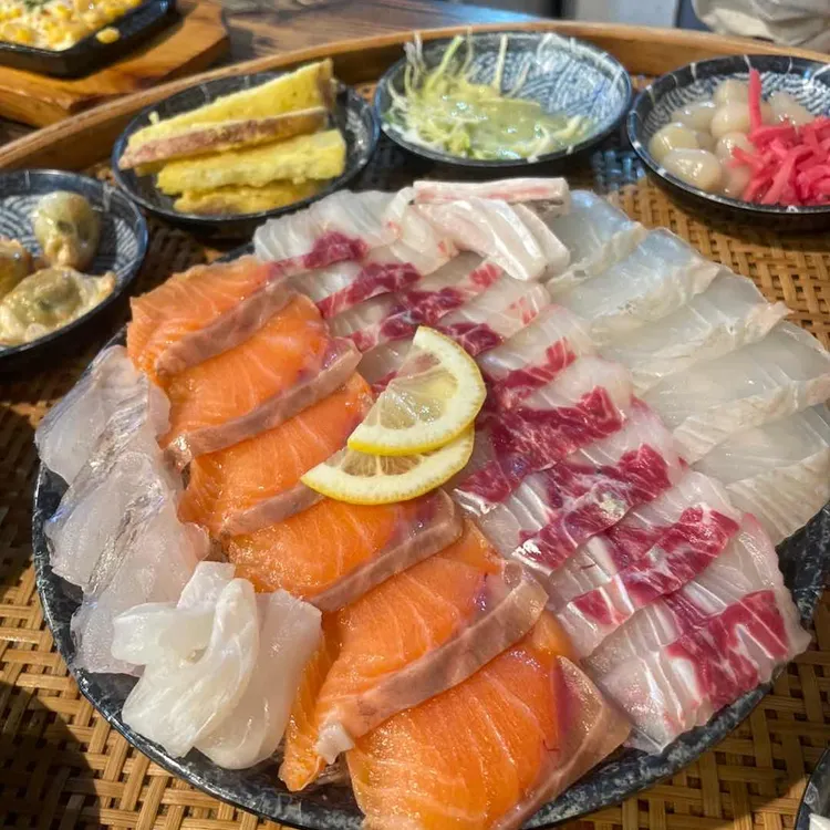 용호횟집 사진 1