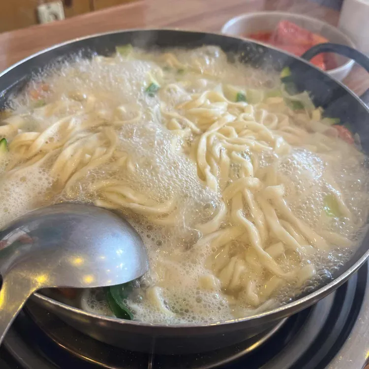 홍두깨손칼국수 신월본점 사진 1
