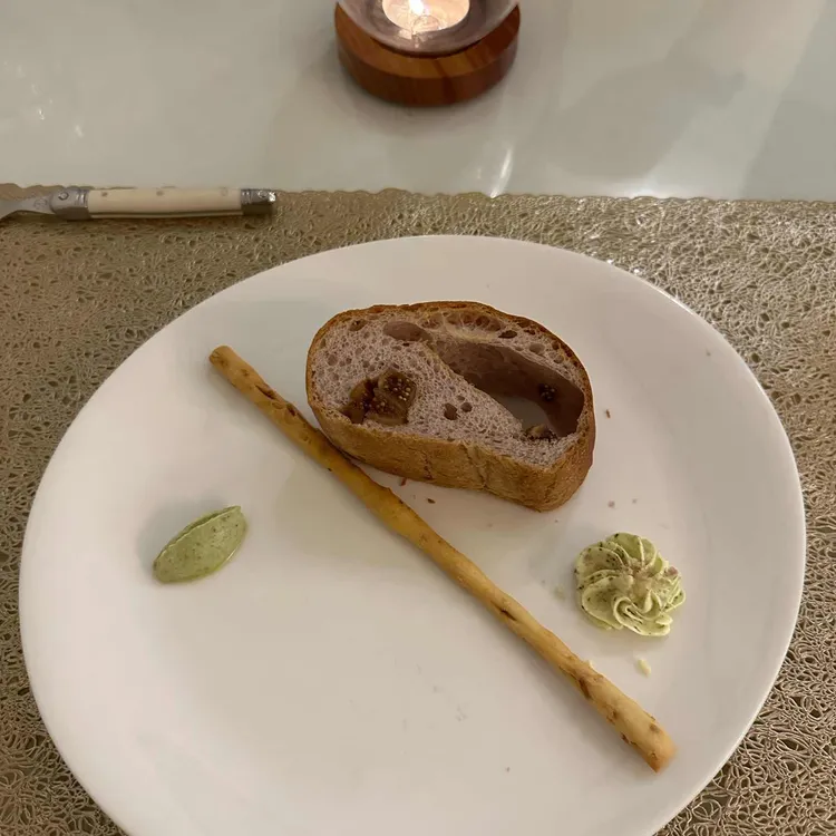 노이 대표 사진