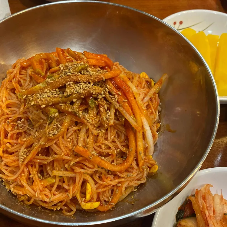 명품잔치국수 사진 2