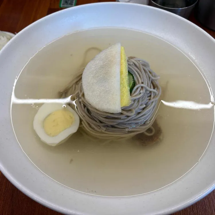 내밀힘 대표 사진