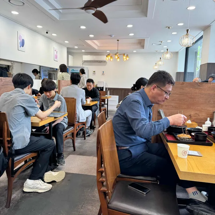 신기소 대표 사진