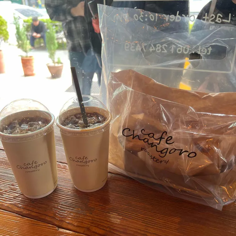 카페 창고로 대표 사진