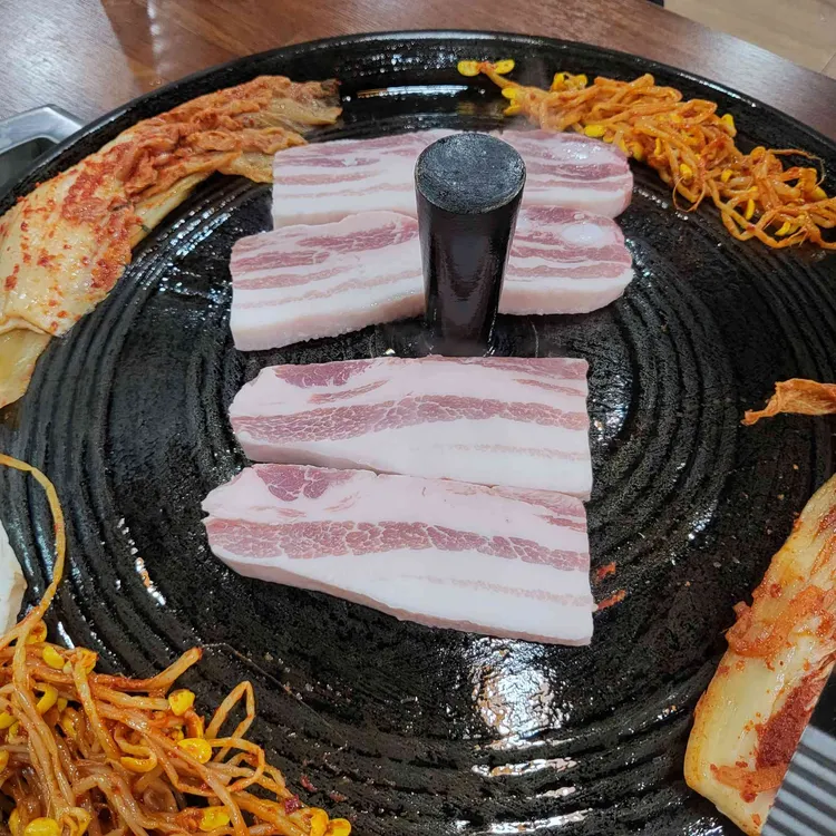 파삼 솥뚜껑삼겹살 대표 사진