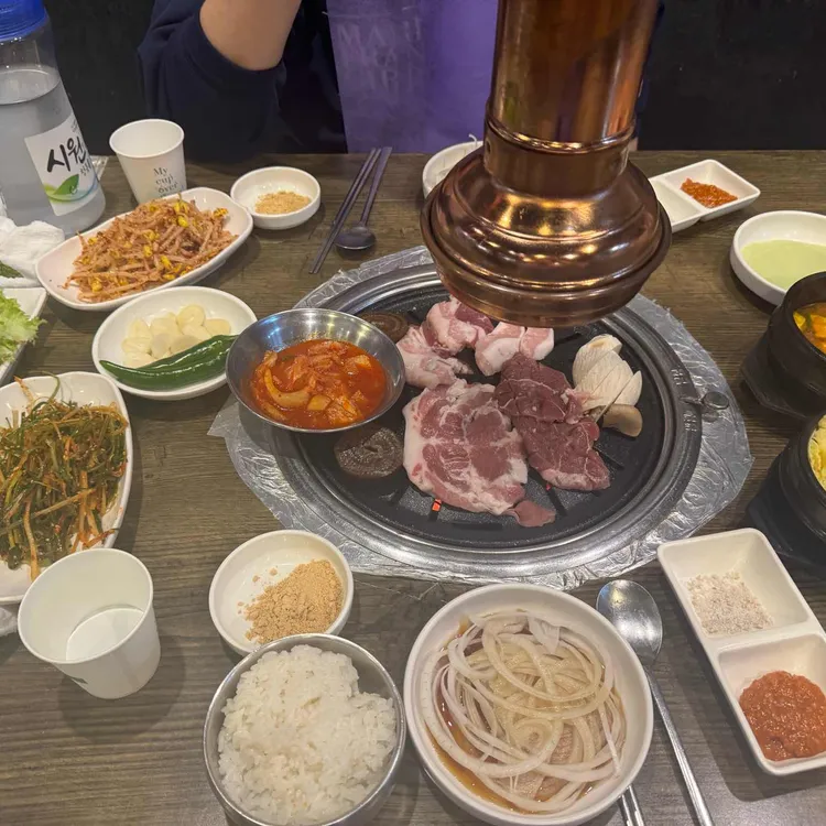 마장동참숯뒷고기 대표 사진