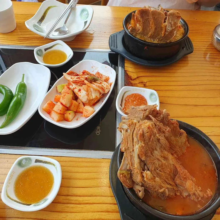 원조뼈다귀감자탕 대표 사진