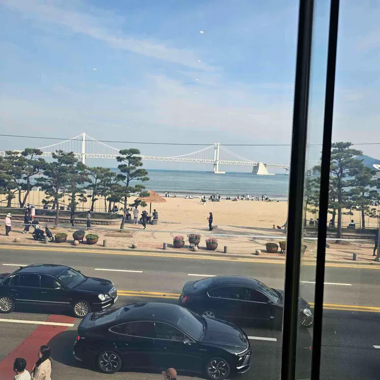 스타벅스 대표 사진