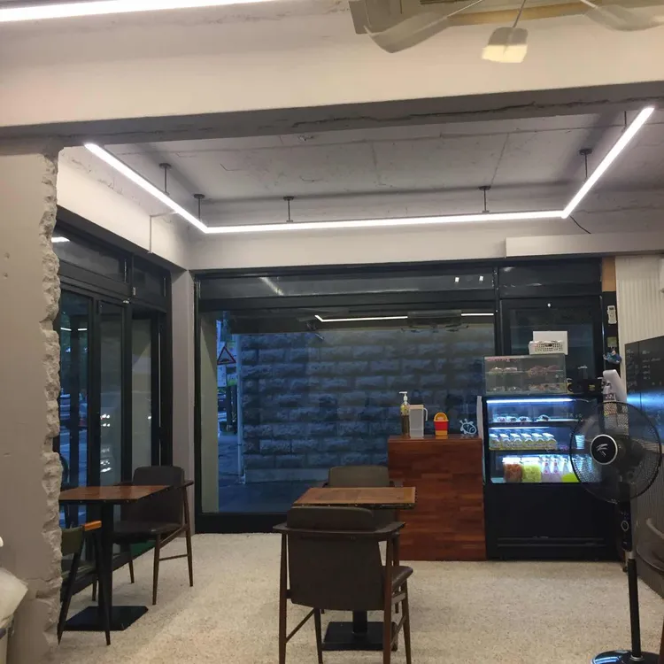 롱카페 대표 사진
