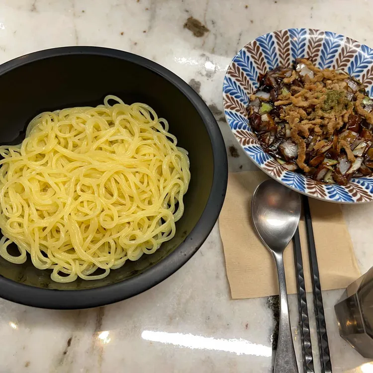 홍 대표 사진