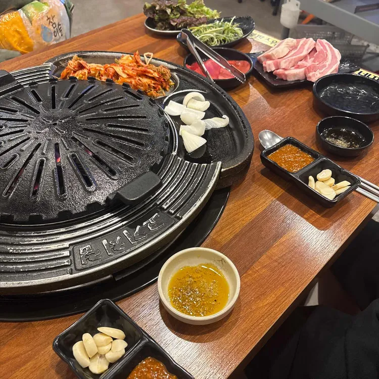 고기처럼0819 대표 사진