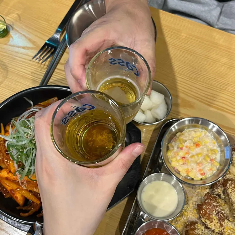 누구나홀딱반한닭 대표 사진