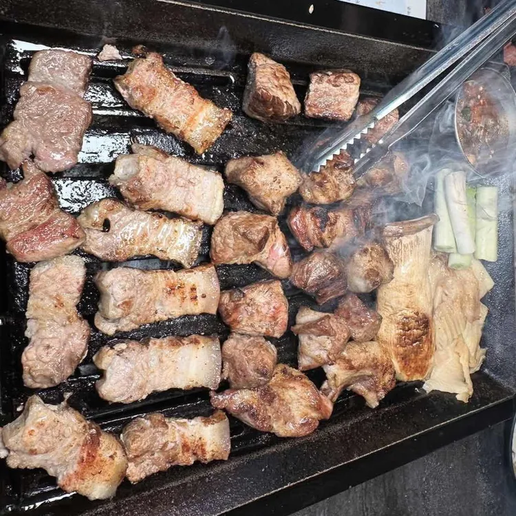 금돗 성산흑돼지 사진 1