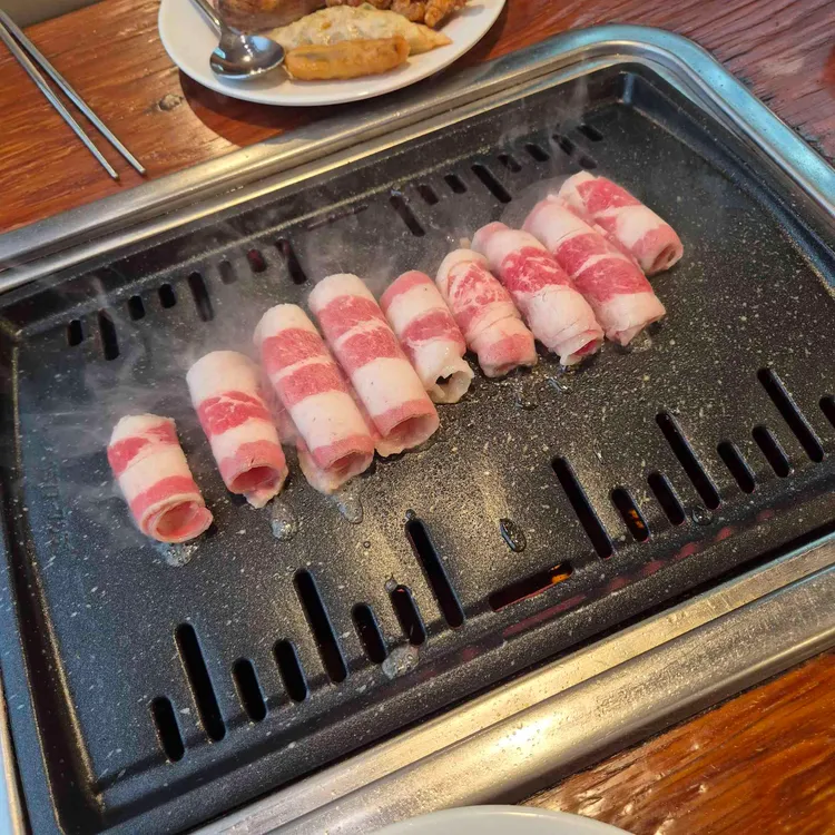 착한돼지 사진 2