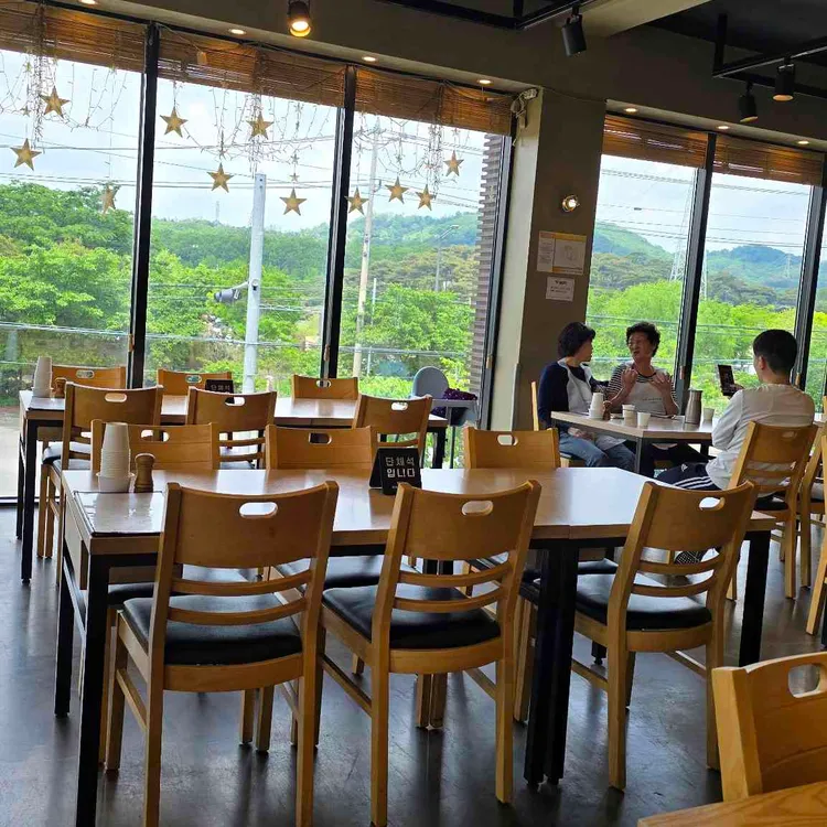 홍익돈까스 대표 사진