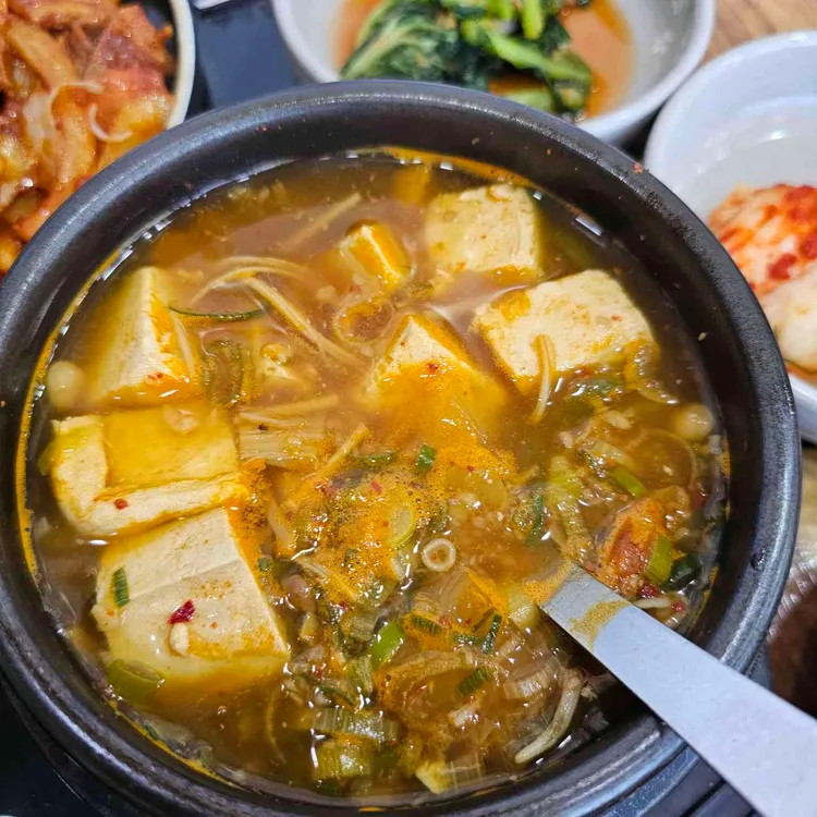 안면도 칼국수와 보리밥 대표 사진